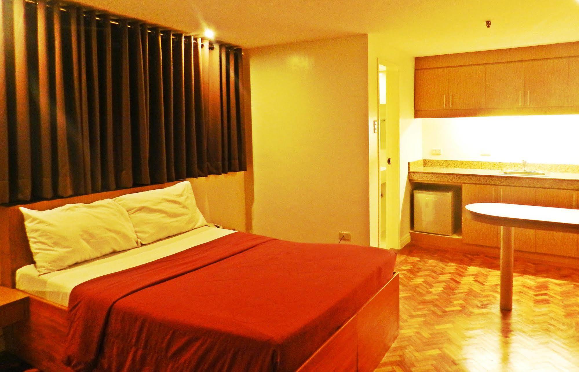 Salcedo Suites Makati City Luaran gambar